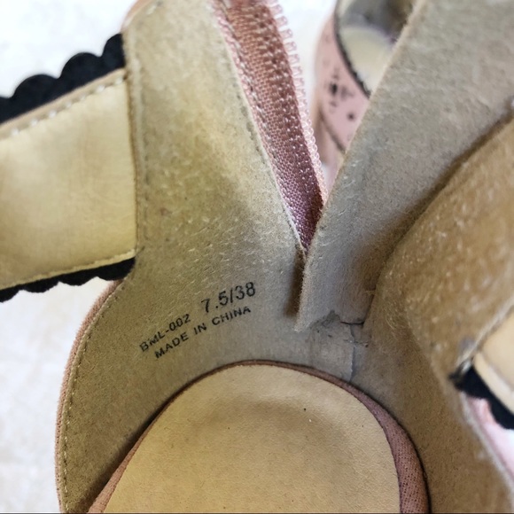 Chinese Laundry ✨ Dusty Rose Eyelet Style Sandals - Picture 6 of 6